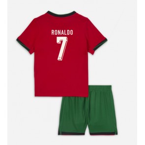 Portugal Cristiano Ronaldo #7 Hjemmebanesæt Børn EM 2024 Kort ærmer (+ korte bukser)